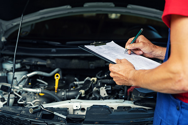 How to Perform a Safety Inspection Before a Long Drive? | Community Auto